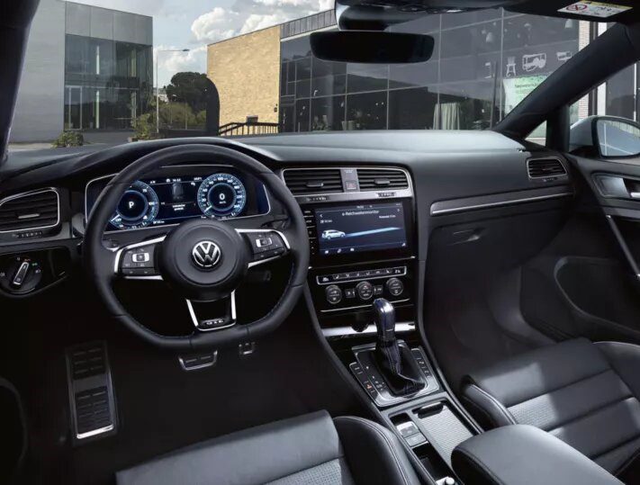 Volkswagen Golf diseño interior